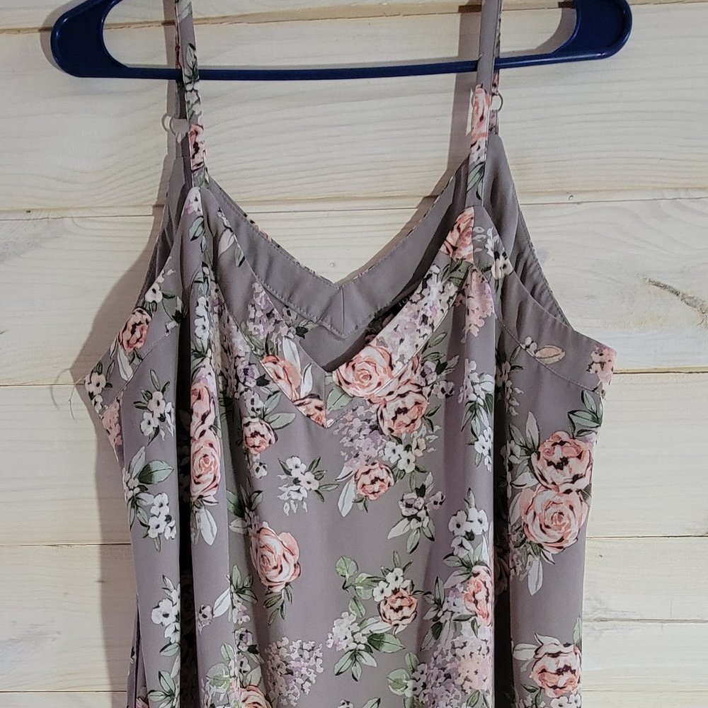 torrid size 0 grey floral top